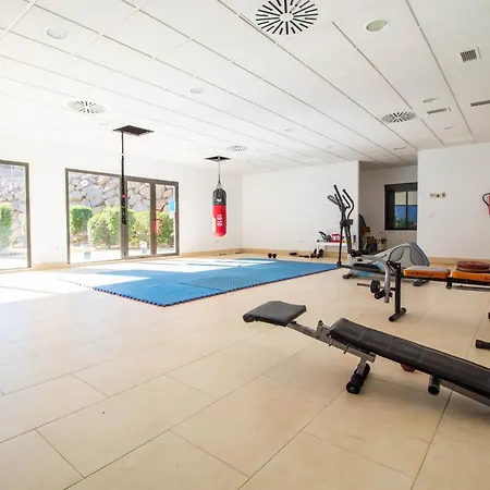 3082 Res Lomas De Campoamor Apartment *